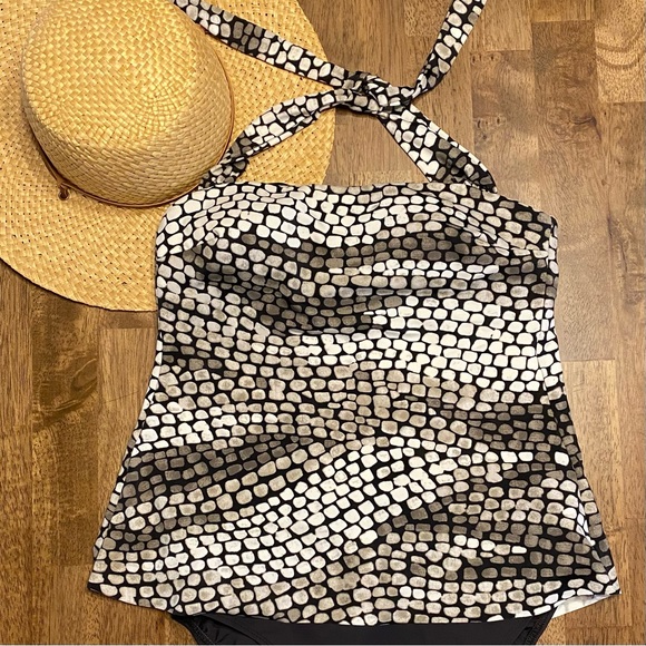 Magicsuit Tankini Halter 2 piece Swimsuit Size 8 in Grey/White/Black - Picture 3 of 13